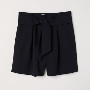 High Waisted tie shorts